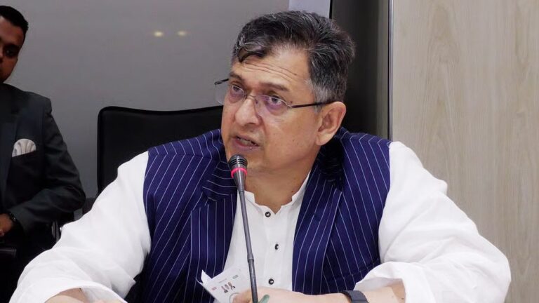 রাষ্ট্রপতি নির্বাচন নিয়ে ইসির এখতিয়ার ও আইনি প্রক্রিয়ার ওপর জোর সালাহউদ্দিন আহমদের