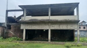 দুই যুগেও শেষ হয়নি মির্জাগঞ্জের অডিটোরিয়াম নির্মাণ কাজ