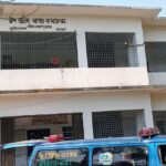 ভোলায় প্রসবকালে টানাহেঁচড়ায় নবজাতকের মৃত্যু, নার্সের বিরুদ্ধে অবহেলার অভিযোগ
