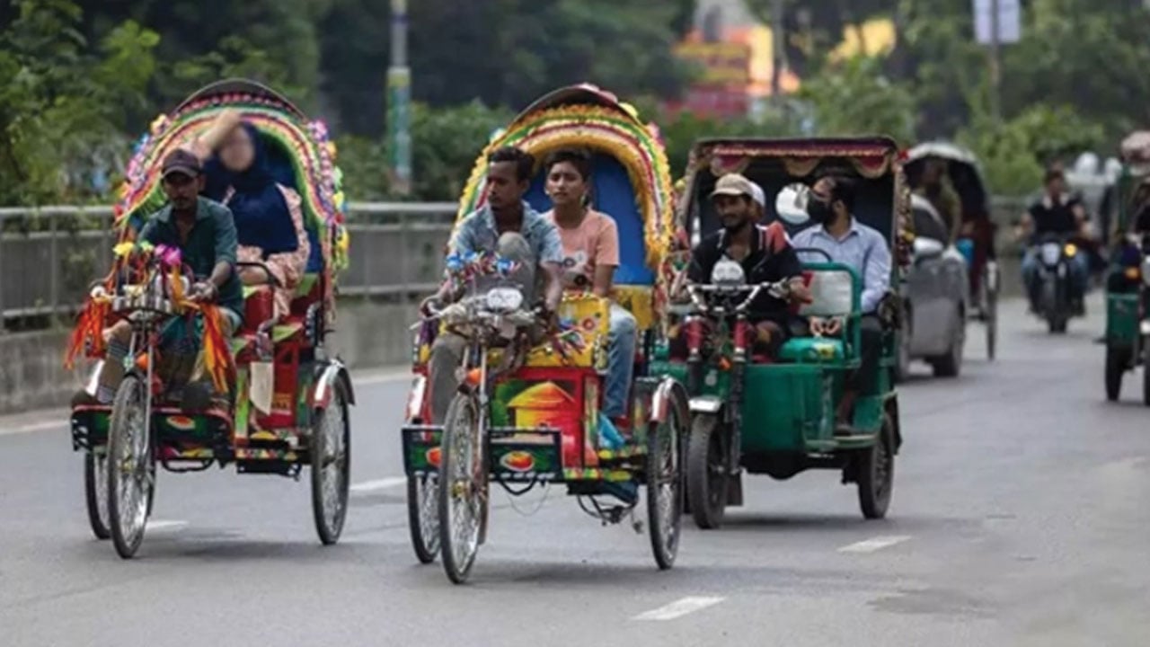 নেত্রকোণায় অটোরিকশার ধাক্কায় মাদ্রাসাছাত্রীর মৃত্যু
