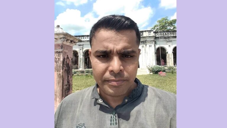 নাসিরনগরে এনসিপির বহিষ্কৃত নেতাকে পিটিয়ে পুলিশের কাছে সোপর্দ