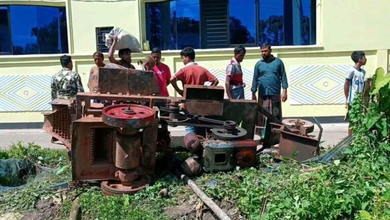 কুলাউড়ায় ইট ভাঙার গাড়ি উল্টে শ্রমিক নিহত, আহত ৩