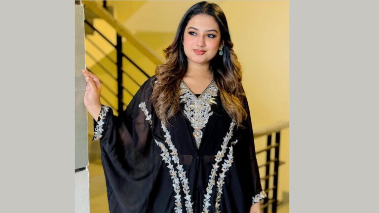 ভুয়া ফেসবুক অ্যাকাউন্ট ও হানি ট্র্যাপের অভিযোগ, সংবাদ সম্মেলনের ঘোষণা সানজিদা ইসলামের