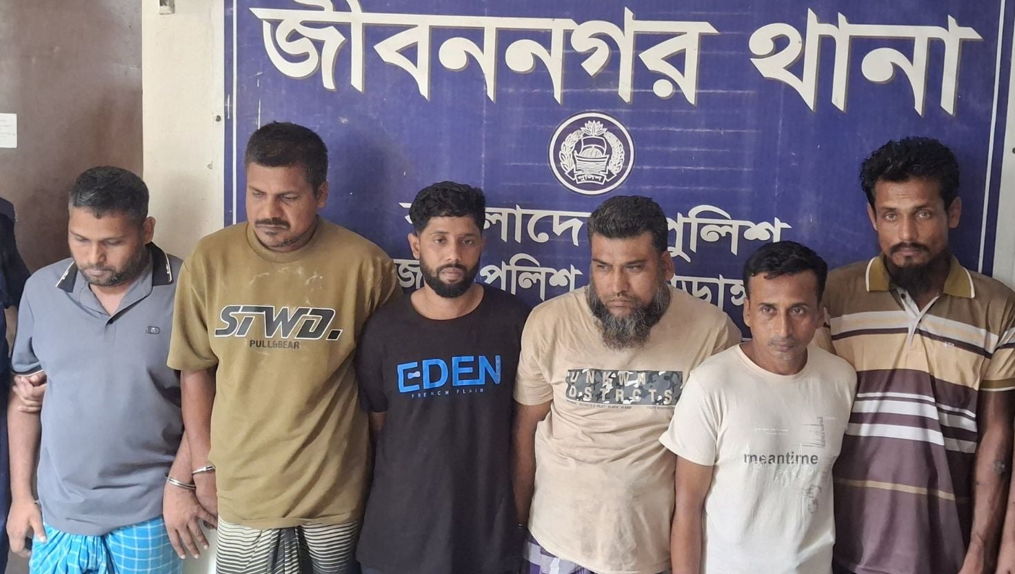 চুয়াডাঙ্গায় সেচ পাম্পের ট্রান্সফরমার চোর চক্রের ৬ সদস্য গ্রেপ্তার