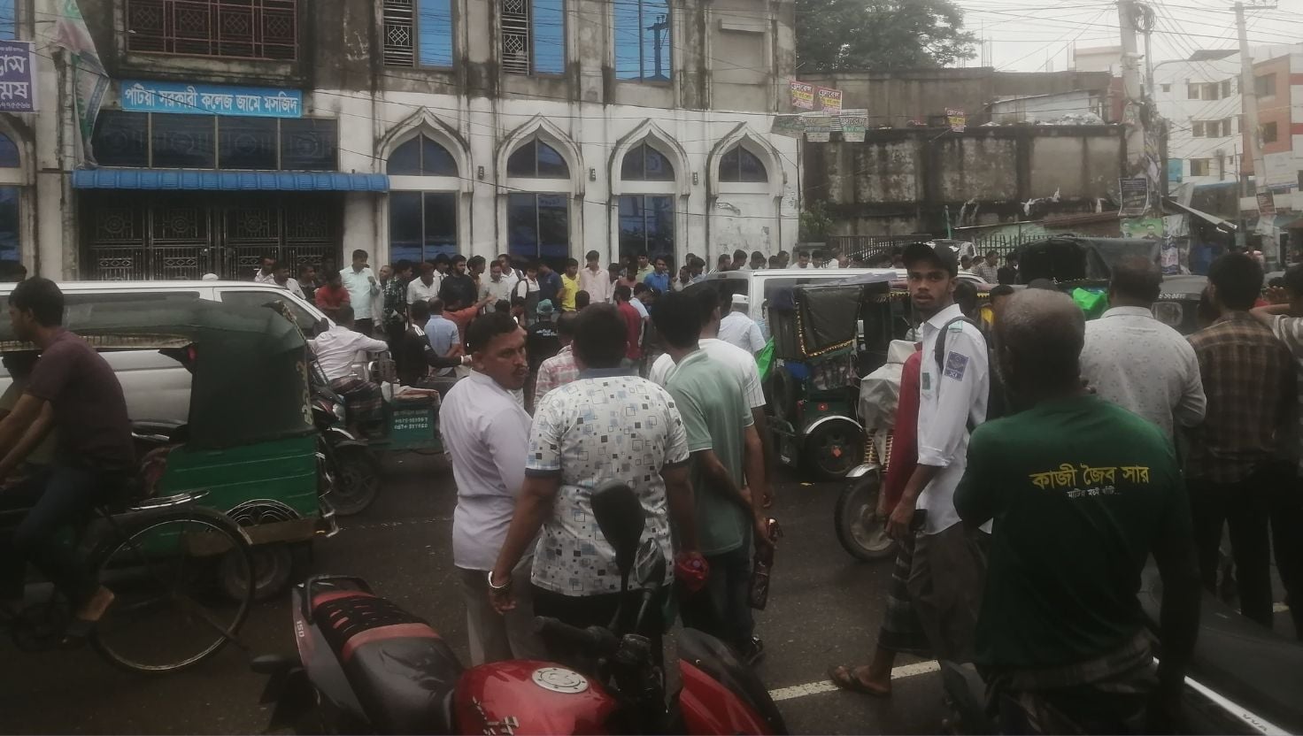 পটিয়ায় ১ লাখ ইয়াবাসহ মোটরসাইকেল গ্যাংয়ের ৬ সদস্য আটক