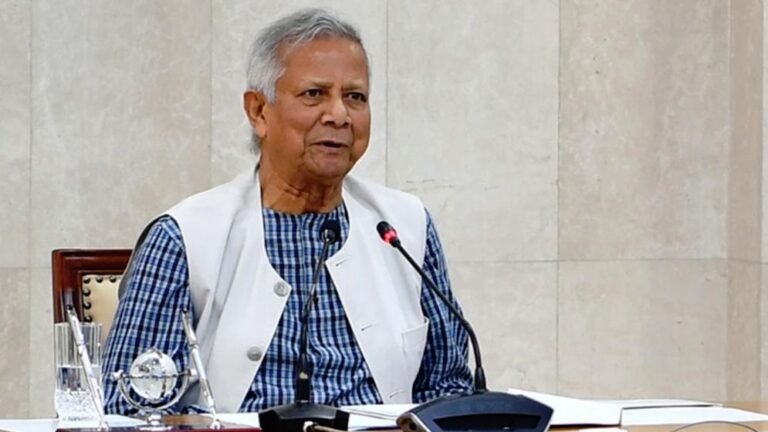 জুলাই গণঅভ্যুত্থান অন্যায়ের বিরুদ্ধে জাতীয় ঐক্যের প্রতীক অধ্যাপক ইউনূস