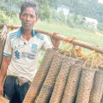 জীবিকার সন্ধানে দূর জেলায় কুঁচিয়া শিকারি সম্প্রদায়ের জীবনসংগ্রাম