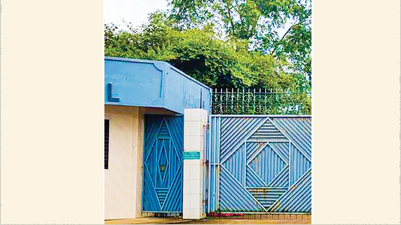 গ্যাস সংকটে ভালুকায় ২০ শিল্পকারখানায় উৎপাদন বন্ধ শত শত শ্রমিক কর্মহীন