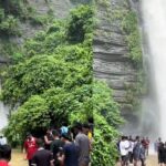 বর্ষার ছোঁয়ায় প্রাণ ফিরেছে সীতাকুণ্ডের ঝরনায় পর্যটকদের ঢল ও স্থানীয় অর্থনীতিতে প্রাণচাঞ্চল্য