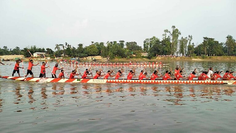 বিয়ানীবাজারে নৌকাবাইচ আয়োজন ঘিরে উত্তেজনা প্রশাসনিক হস্তক্ষেপে সমাধানের উদ্যোগ
