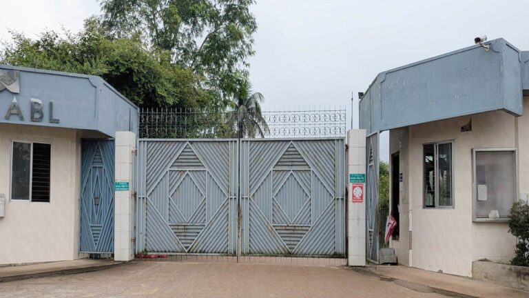 ভালুকায় তীব্র গ্যাস সংকটে ২০ শিল্পকারখানায় উৎপাদন বন্ধ শ্রমিকদের ছুটি