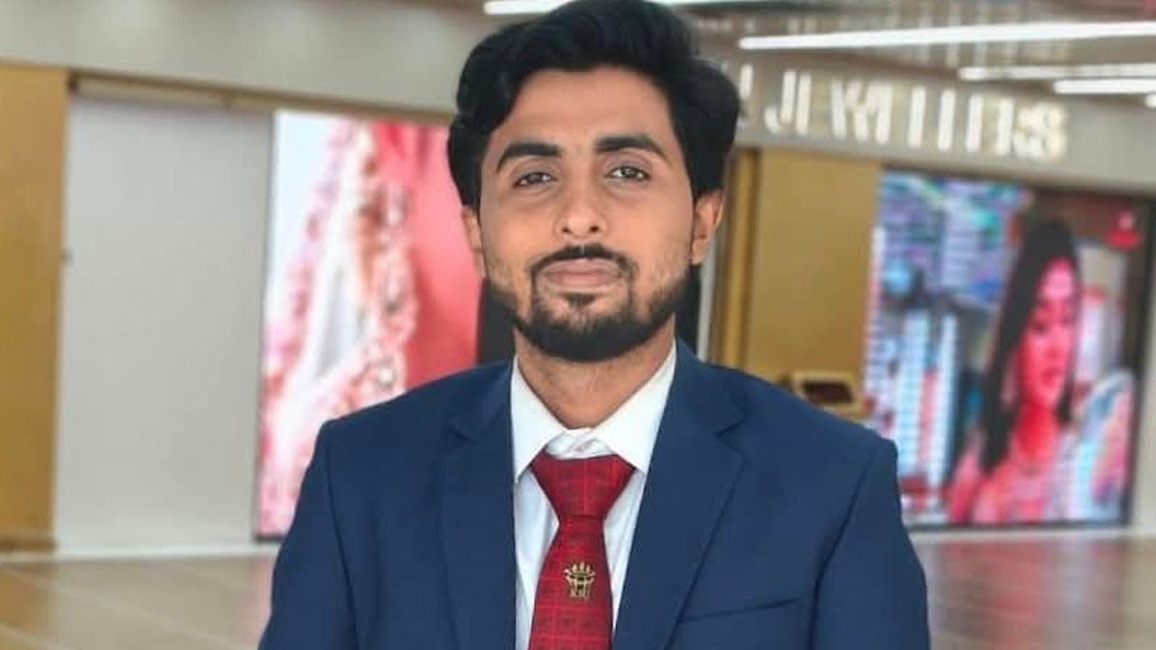 বোয়ালমারীতে বিএনপির নাম ভাঙিয়ে চাঁদাবাজির অভিযোগ: সাবেক নেতা জাকারিয়ার সঙ্গে সম্পর্ক ছিন্ন দলের