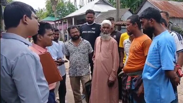 ভূরুঙ্গামারীতে সার লুট তদন্তে পাঁচ সদস্যের কমিটি গঠন ১১৫ বস্তা সার উদ্ধার