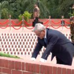 জাতীয় স্মৃতিসৌধে বীর শহীদদের শ্রদ্ধা জানালেন রাষ্ট্রপতি মির্জা ফখরুল ইসলাম আলমগীর