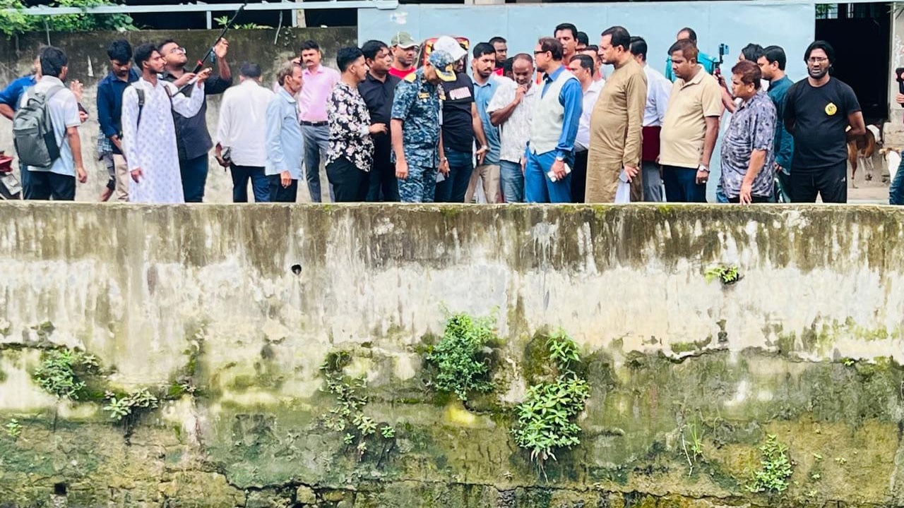চট্টগ্রামের জলাবদ্ধতা নিরসনে খাল পুনরুদ্ধারে গুরুত্বারোপ মেয়রের