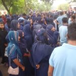 ঈশ্বরদীতে মহাসড়ক অবরোধ করে প্রাণ-আরএফএল শ্রমিকদের বিক্ষোভ সাত দিন কারখানা বন্ধ ঘোষণা