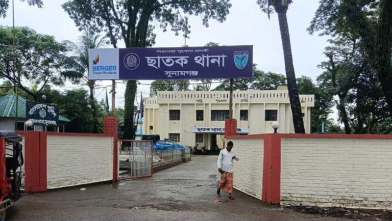 সুনামগঞ্জের ছাতকে ট্রাকের ধাক্কায় সাইকেল আরোহী নিহত