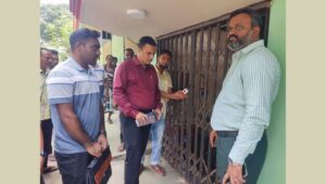 গোদাগাড়ীতে অনিয়মের দায়ে সেবা ক্লিনিক সিলগালা