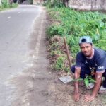 স্বউদ্যোগে পরিবেশ রক্ষায় অনন্য দৃষ্টান্ত স্থাপন করছেন রাজমিস্ত্রী রিংকু