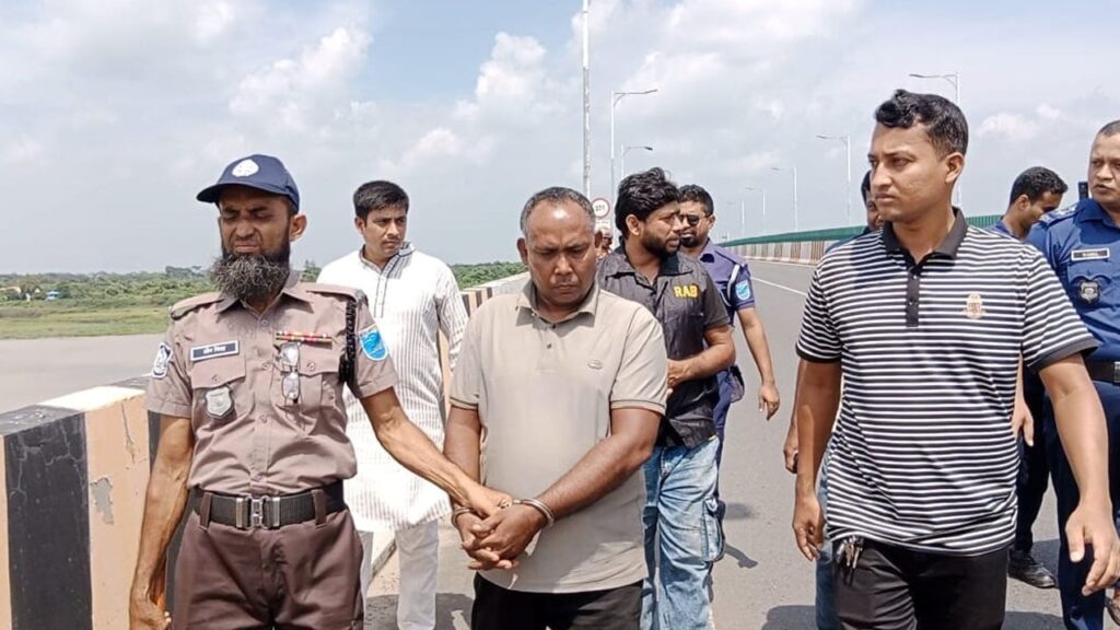 শিবচরে তরুণীকে হত্যার পর শিশুপুত্রকে নদীতে ফেলে দেওয়ার কথা স্বীকার আসামির