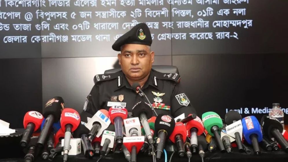 মোহাম্মদপুর থেকে কিশোর গ্যাং নির্মূলের দাবি র্যাবের গডফাদারদের আইনের আওতায় আনার ওপর জোর