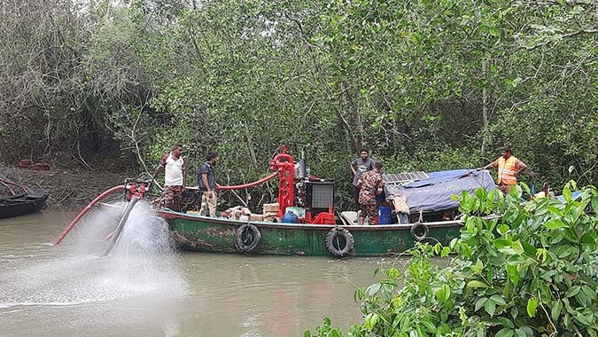 তিন মাসের নিষেধাজ্ঞা শেষে সুন্দরবনে ফিরছে কর্মচাঞ্চল্য ও জেলেদের জীবিকার তাড়া
