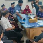 সিংগাইরে জবি বাস ভাঙচুরের ঘটনায় জড়িতদের ২৪ ঘণ্টার মধ্যে গ্রেপ্তারের দাবি উপাচার্যের