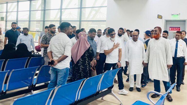 আগস্টেই ঢাকা-কক্সবাজার রুটে নতুন ট্রেন ও বেসরকারি ব্যবস্থাপনায় আইকনিক স্টেশন