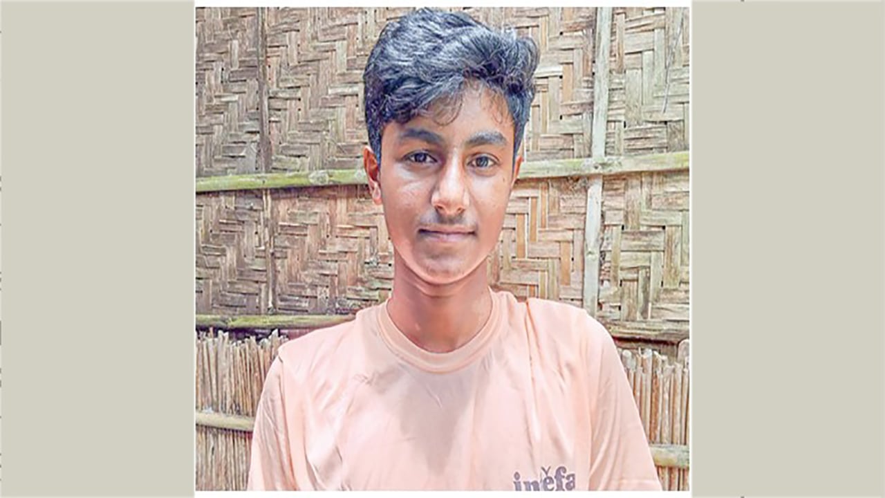 অভাব জয় করে জিপিএ ৫ পেল দিনমজুরের ছেলে জুয়েল রানা
