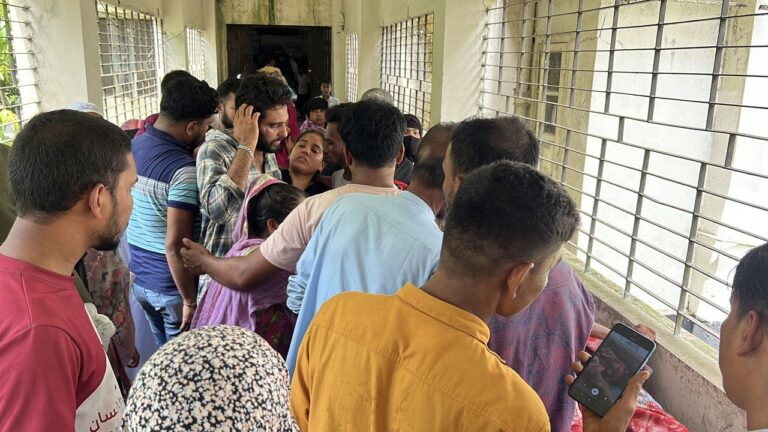 রায়পুরায় প্রতিপক্ষের গুলিতে নিহত ১ আহত ৩