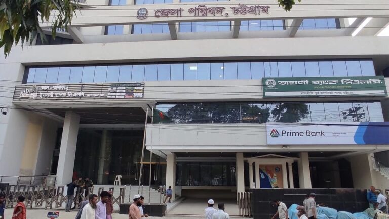 চট্টগ্রামে অগ্রণী ব্যাংকের ভোল্ট থেকে চার কোটি ৩৮ লাখ টাকা উধাও ঘটনায় গ্রেপ্তার দুই