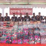 সুনামগঞ্জে সাড়ে তিন কোটি টাকার ভারতীয় শাড়ির চালান জব্দ