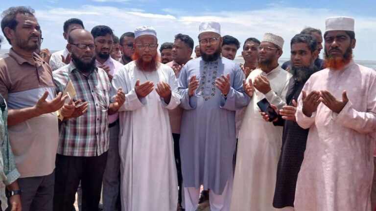 বাঁশখালীতে প্রধানমন্ত্রী আগামীকাল বন্যায় ক্ষতিগ্রস্তদের পুনর্বাসন ও ত্রাণ সহায়তা প্রদান করবেন