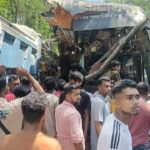 শাহরাস্তিতে বাস ও ট্রাকের মুখোমুখি সংঘর্ষে তিন চালকসহ নিহত ৩