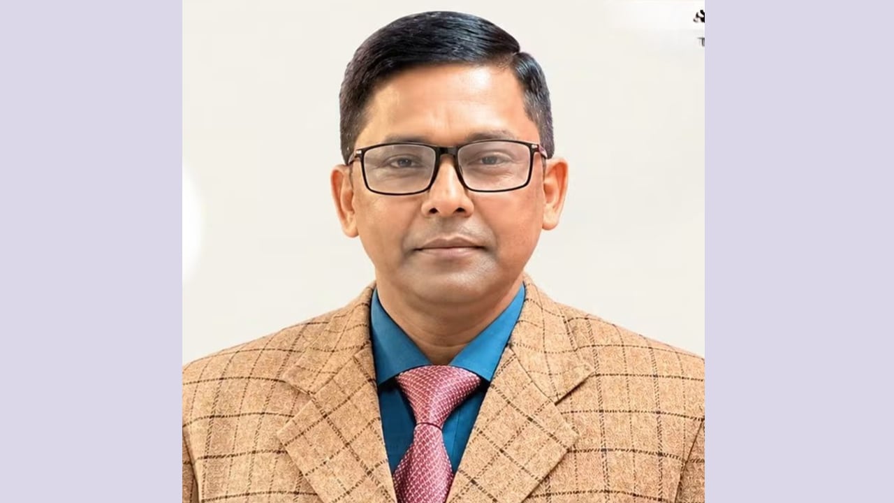 যৌন হয়রানি ও একাডেমিক দুর্নীতিতে রাবির অধ্যাপক প্রভাস কুমার স্থায়ীভাবে বরখাস্ত