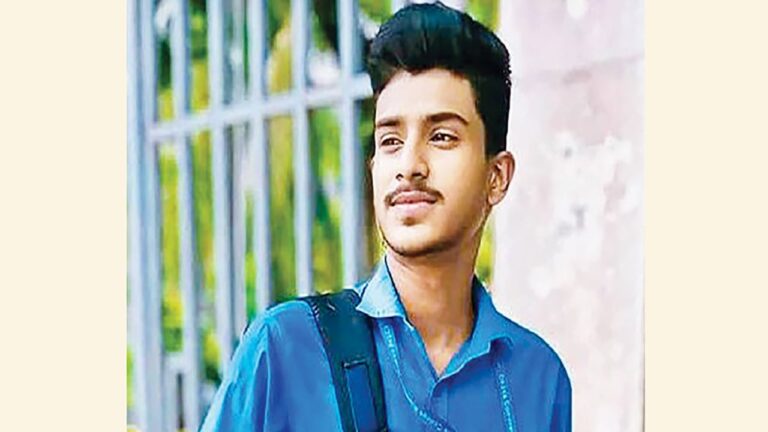 শরীরে দুই বুলেট নিয়ে চিকিৎসার অপেক্ষায় জুলাই আন্দোলনের আহত শিহাব
