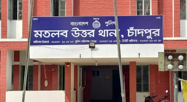 মতলব উত্তরে ঋণ ও পারিবারিক কলহে দুই যুবকের আত্মহত্যা