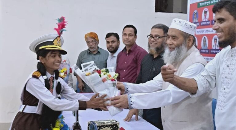 শিক্ষার্থীদের জ্ঞানার্জনের পাশাপাশি নৈতিকতা ও চরিত্র গঠনের ওপর গুরুত্বারোপ এমপি মুজিবুর রহমানের