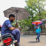 তীব্র তাপপ্রবাহে বড় ধরনের অর্থনৈতিক সংকটের মুখে ঢাকা ও কর্মঘণ্টা হ্রাসের ঝুঁকি বাড়ছে