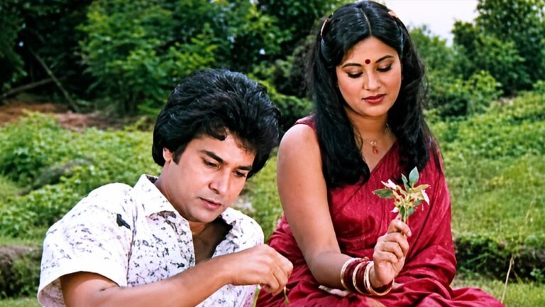 Legendary actress Bobita opens up on past romance with costar Jafar Iqbal