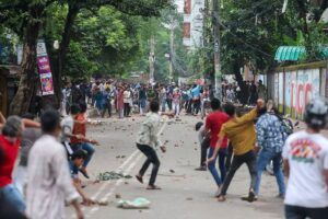Clashes Erupt Between Student Nationalist Party and Islami Chhatrashibir Across Multiple Campuses