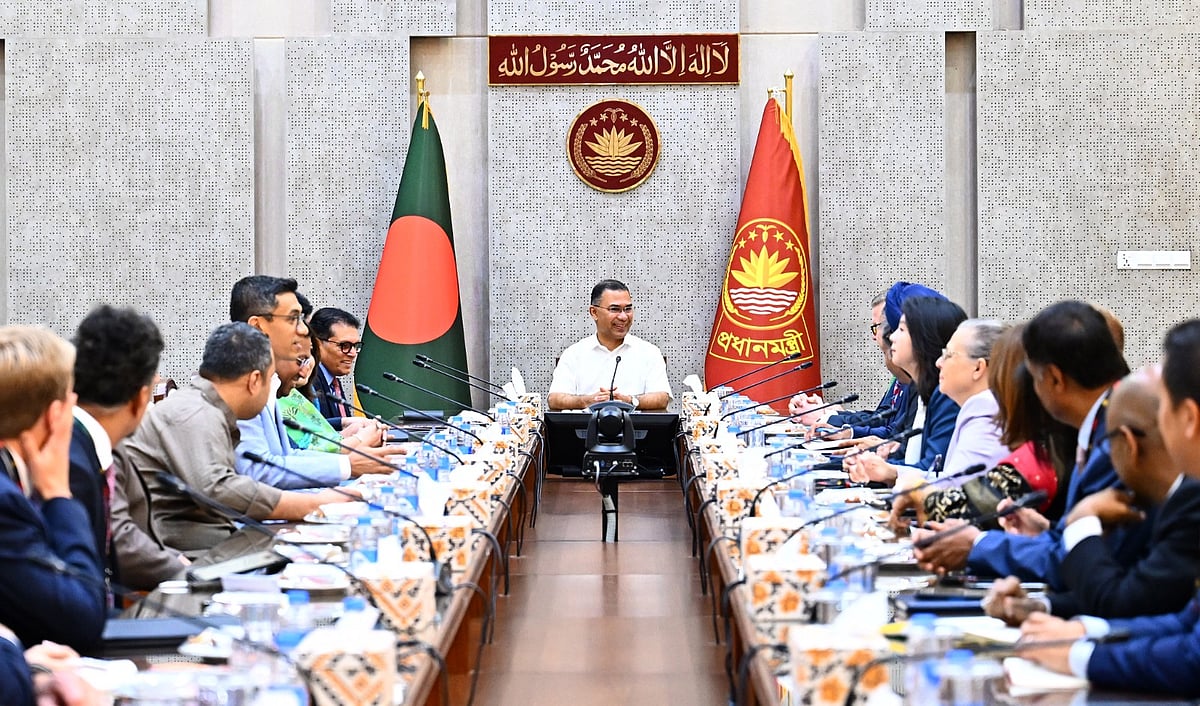 বিনিয়োগ সম্ভাবনা নিয়ে প্রধানমন্ত্রীর সঙ্গে বৈঠক করেছে যুক্তরাষ্ট্রের ব্যবসায়ী প্রতিনিধি দল