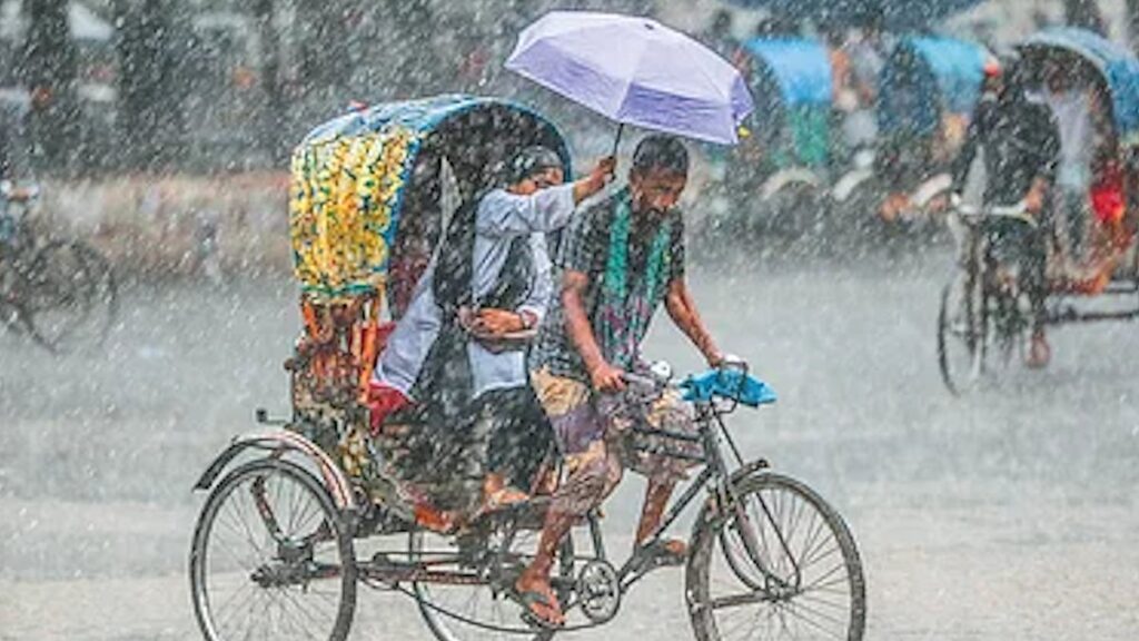 Monsoon Rains to Persist Across Bangladesh With Heavy Downpours Forecast for Southern Districts