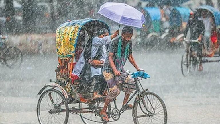 Monsoon Rains to Persist Across Bangladesh With Heavy Downpours Forecast for Southern Districts
