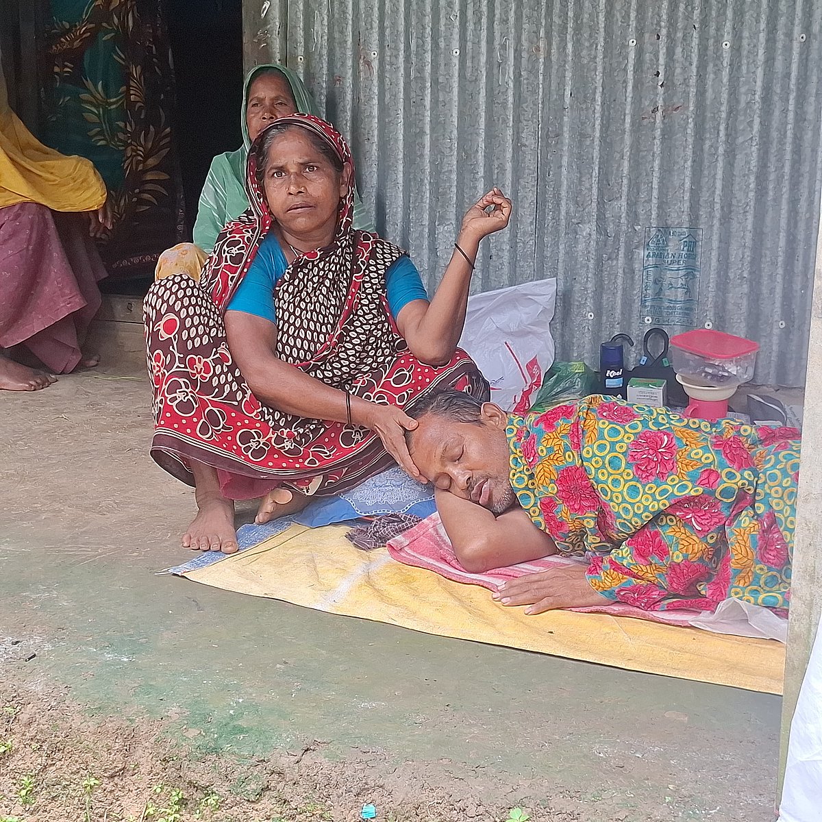 Abandoned by family, ailing man finds community support in Tangail