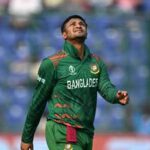 রাজনীতির চোরাবালিতে বিশ্বসেরা অলরাউন্ডারের বিদায়ঘণ্টা কি বেজেই গেল