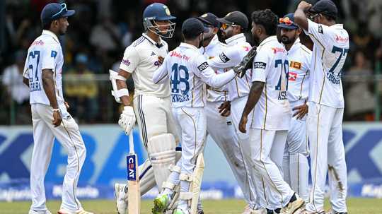 মাঠে উত্তপ্ত বাক্যবিনিময় ও ধাক্কাধাক্কি, আইসিসির শাস্তির মুখে জয়সোয়াল ও ফার্নান্দো
