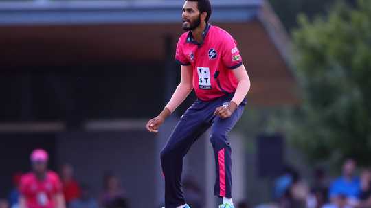 দুর্নীতির দায়ে ৮ বছরের নিষেধাজ্ঞা পেলেন মার্কিন ক্রিকেটার বোদুগুম অখিলেশ রেড্ডি