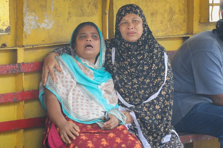 Trawler sinks after ferry collision in Khulna Bhairab River leaving one person missing