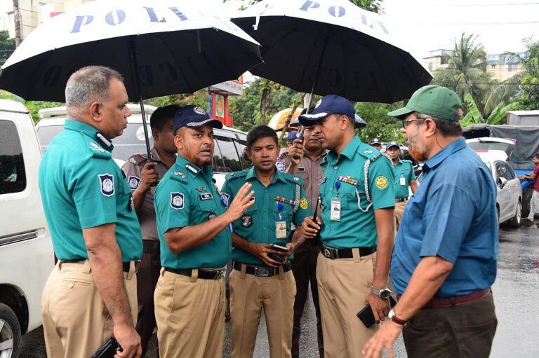 Dhaka Metropolitan Police launches drive to relocate buses from Mohakhali terminal to Purbachal depot to ease congestion